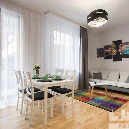 Appartamento Millennium Awangarda Grey Varsavia Esterno foto